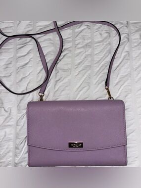 Kate Spade New York Laurel Way Winni Crossbody Clutch in a lilac/purple Shade